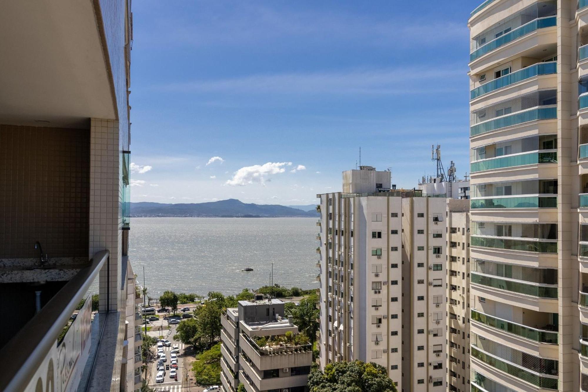 Apto Moderno A 10 Min Do Centro De Floripa Rmt801 Apartment Florianopolis Exterior photo